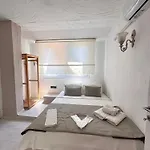 Hotel Tek Han *