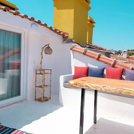 Otel Tek Han Alaçatı