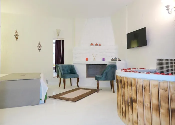 Hotel Tek Han Alacati